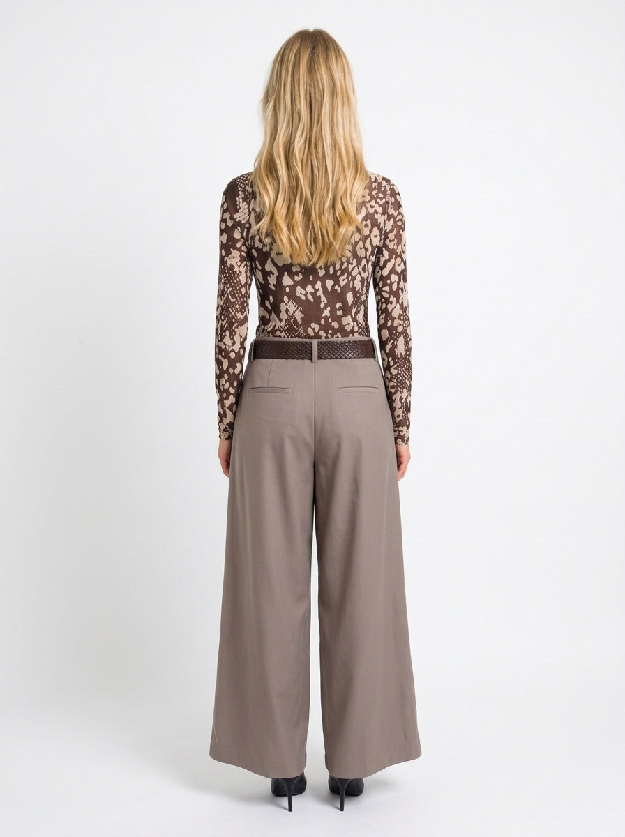 MODA AI - Shot 3